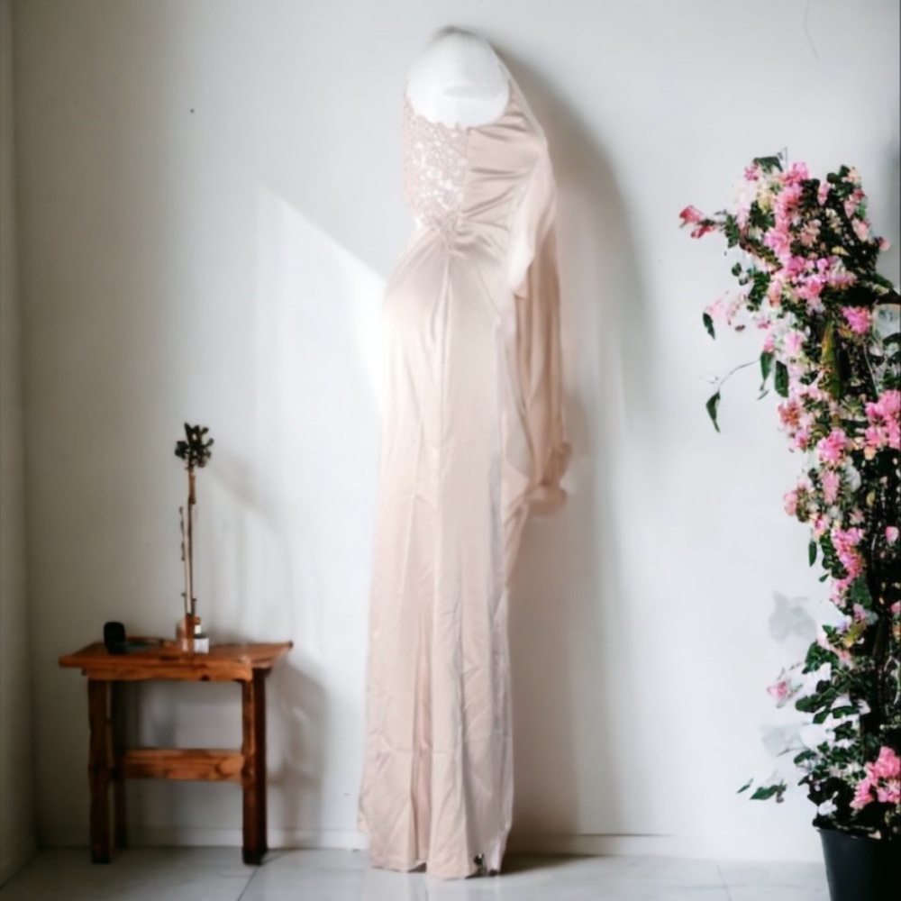 Elegant Sequin Hearts Cream Formal Dress - Picture 10 of 13